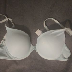 VS Pink 36B padded pushup bra